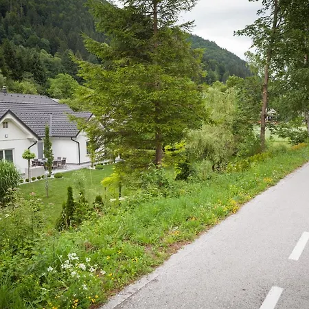 Bella Belca וילה מויסטראנה